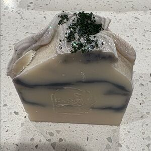 Eslira Natura Fog and Fern Forest Bathing with Juniper Berry Soap 5.5 oz